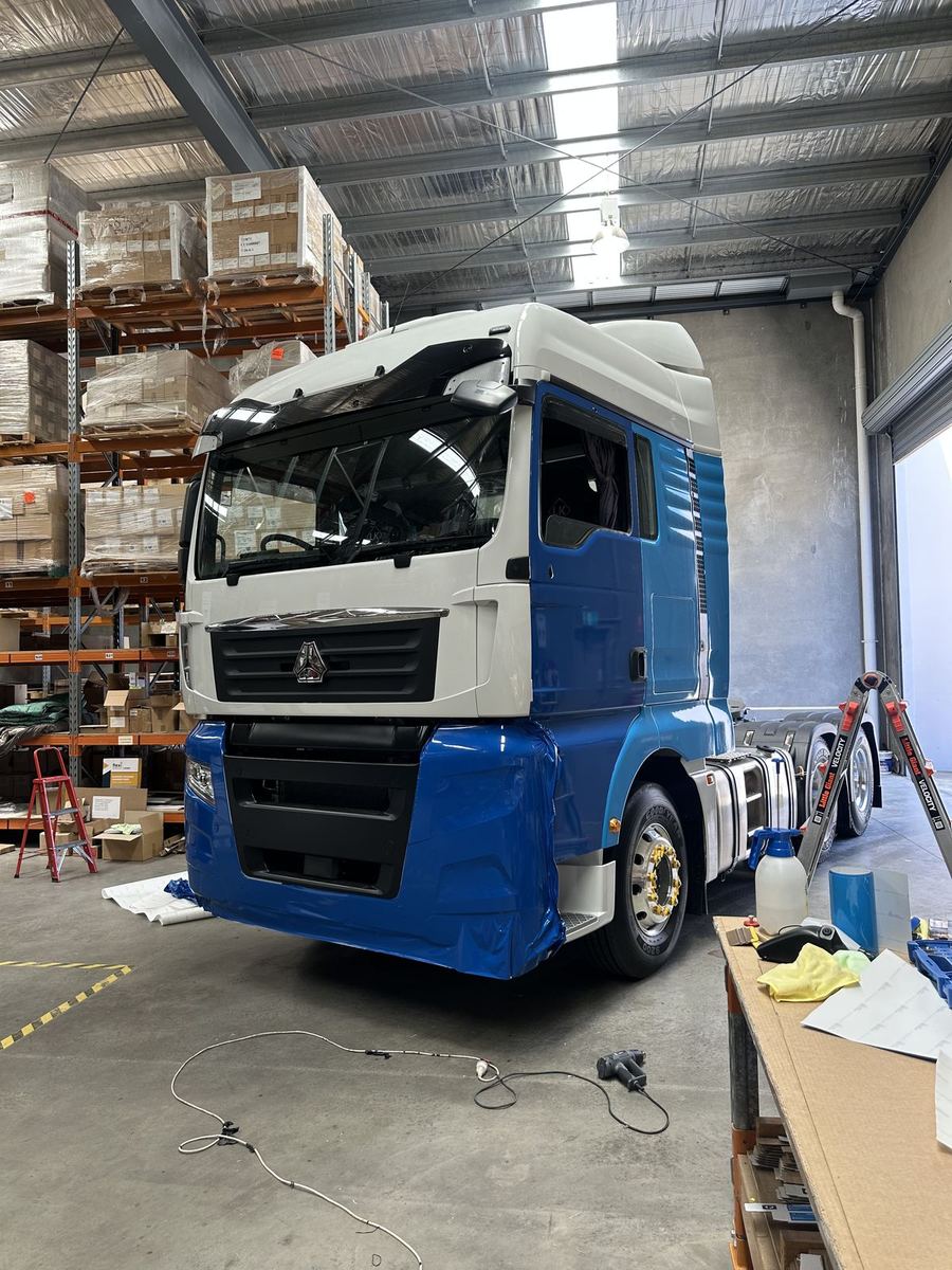 Shaba truck wrap, step 1: prime mover before wrapping, front view