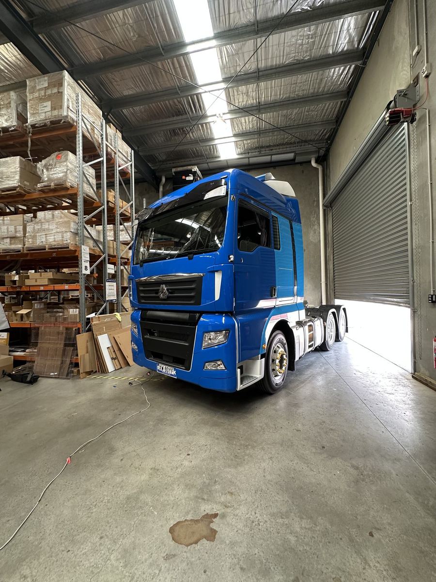 Shaba truck wrap, step 3: cab before wrapping, third angle
